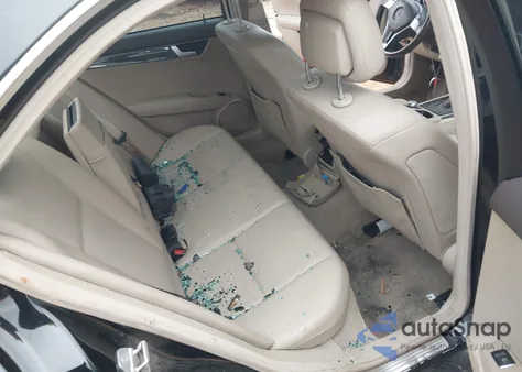 2012 Mercedes-Benz C 250 Sport из США, поврежденный, VIN WDDGF4HB3CR216232